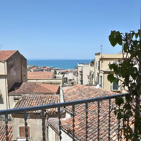 Griechische Terrasse * Cefalu