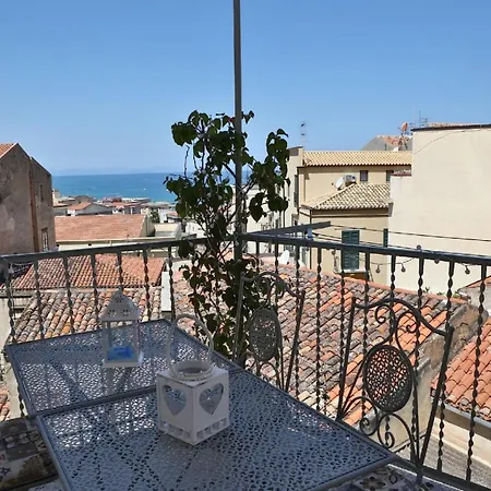 Griechische Terrasse Cefalu